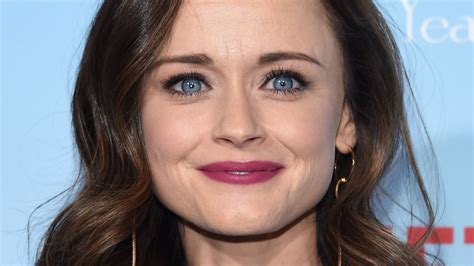 Alexis Bledel’s Height: How Tall Is the ‘Gilmore Girls’ Star ...